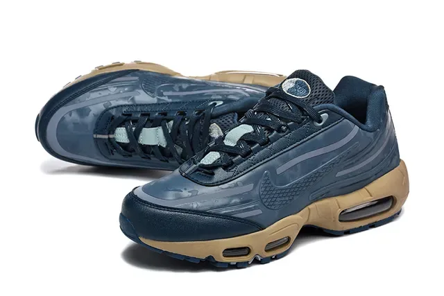 Nike Air Max 95 Olive Green Translucent Lifestyle Sneakers 4