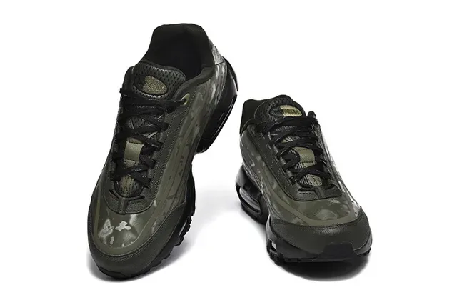 Nike Air Max 95 Olive Green Translucent Lifestyle Sneakers 21