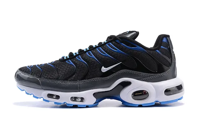 Nike Air Max Plus Black and Red Lifestyle Sneakers 22