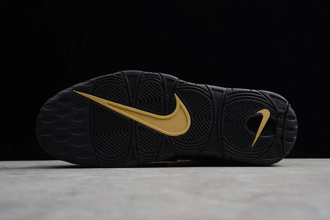 Nike Air More Uptempo Noir et Or chaussures de basket 3