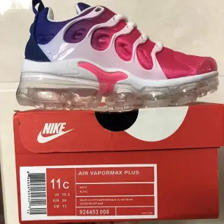 Nike Air VaporMax Plus White Pink Purple Blue Lifestyle Sneakers