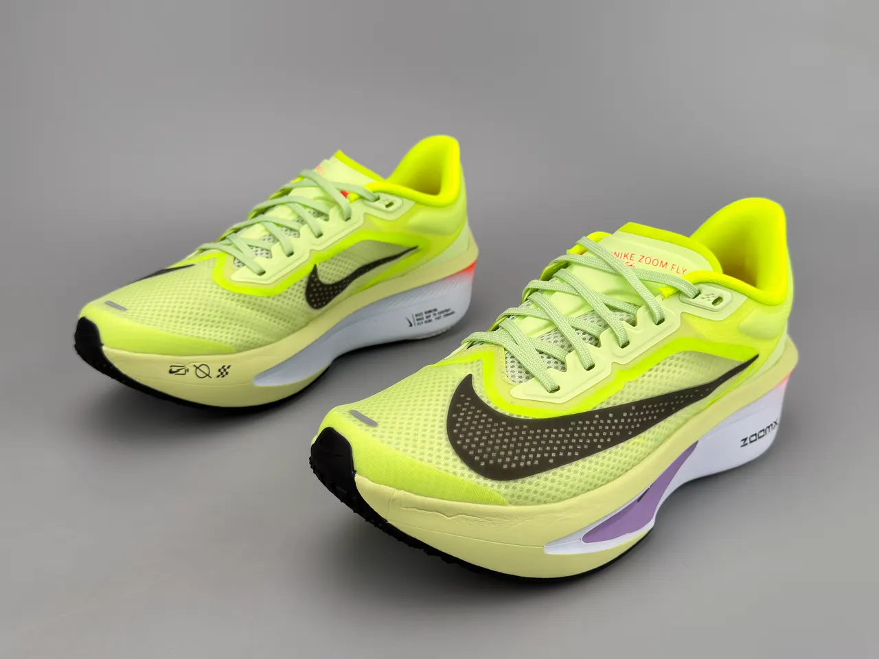 Nike Air Zoom Alphafly Jaune Violet Silhouette de Course Malla Engineered Partie Supérieure Chaussures de course 7