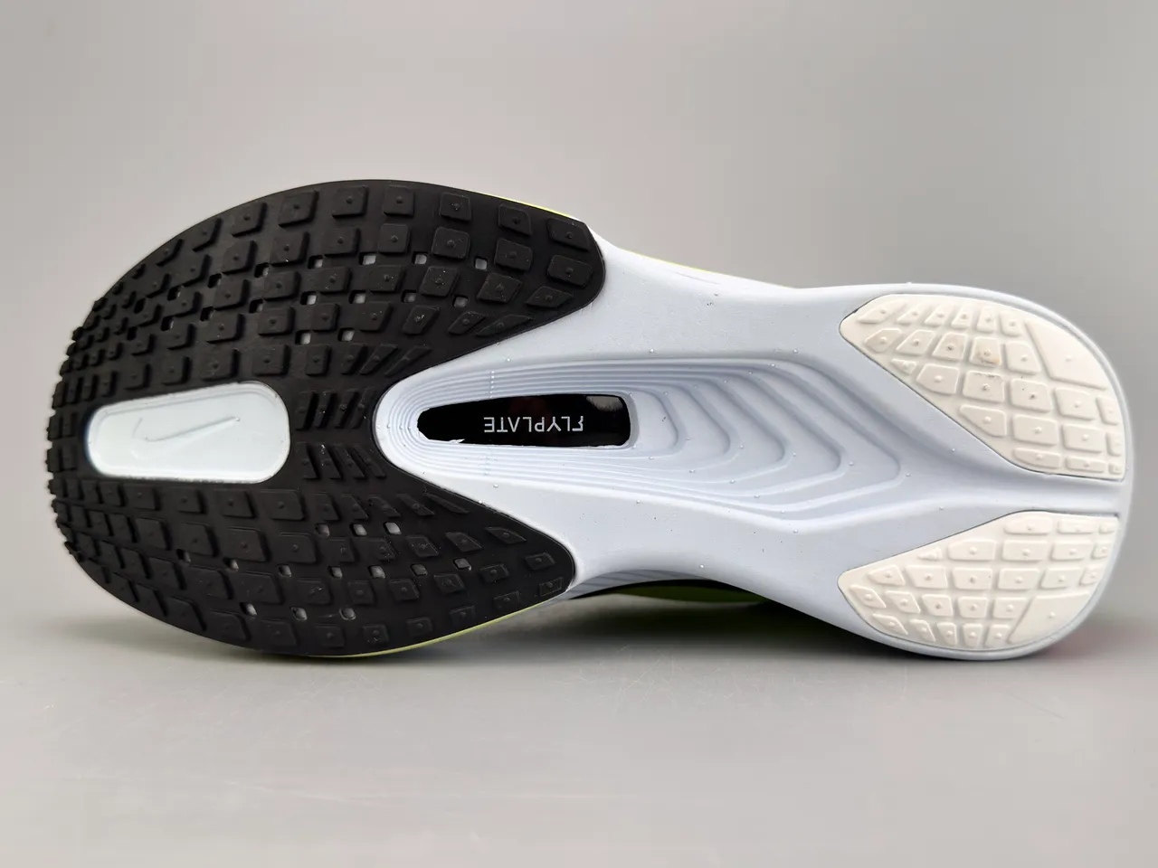 Nike Air Zoom Alphafly Jaune Violet Silhouette de Course Malla Engineered Partie Supérieure Chaussures de course 8