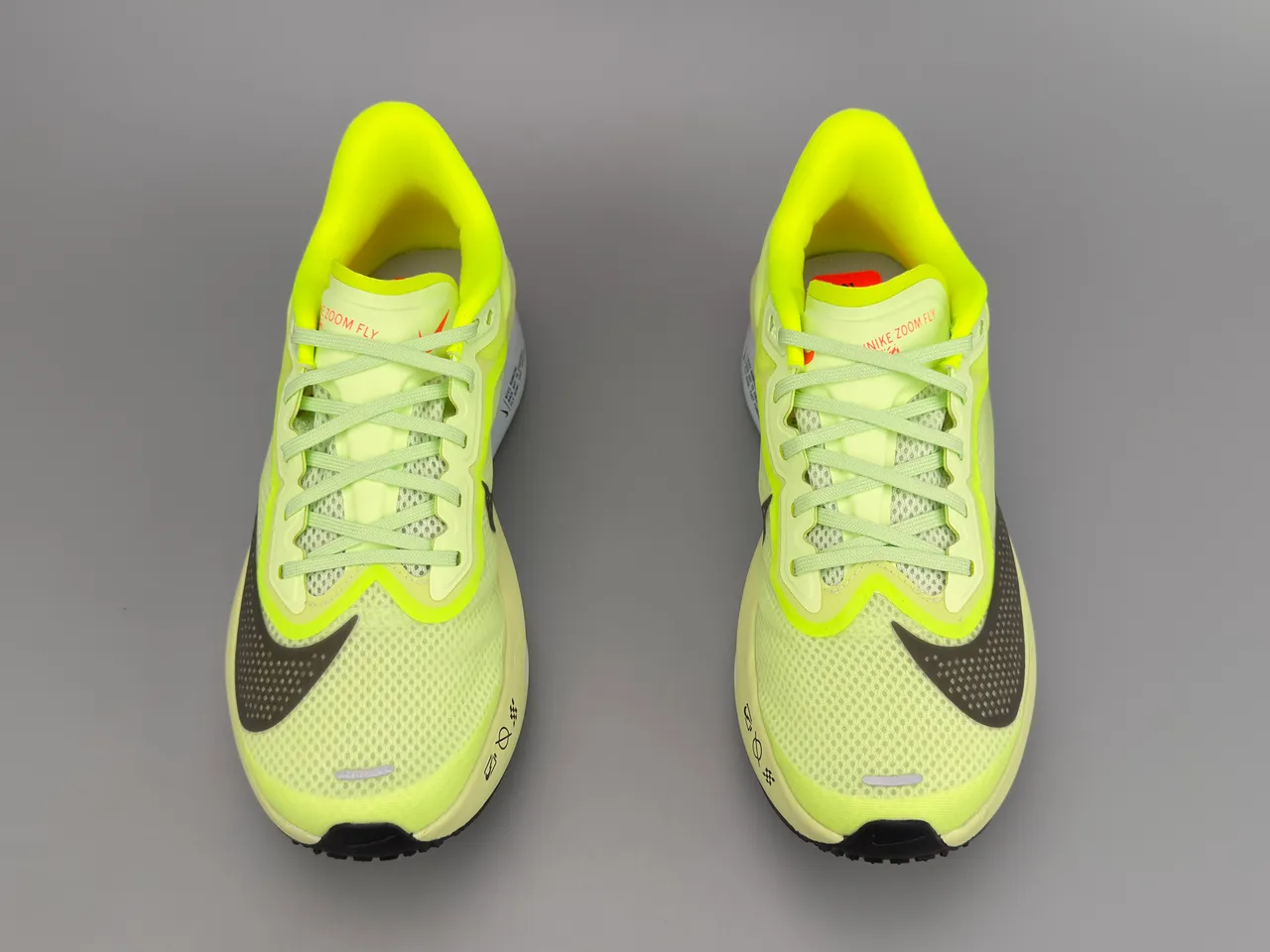 Nike Air Zoom Alphafly Jaune Violet Silhouette de Course Malla Engineered Partie Supérieure Chaussures de course 9