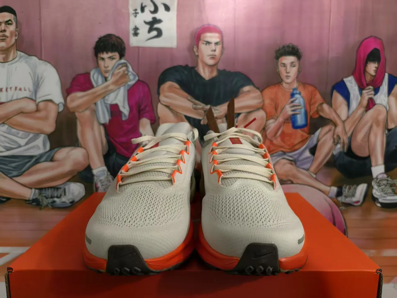 Nike Air Zoom Pegasus Beige Orange Empièment en maille ingénierie Noir Swoosh Overlay Chaussures de course 4