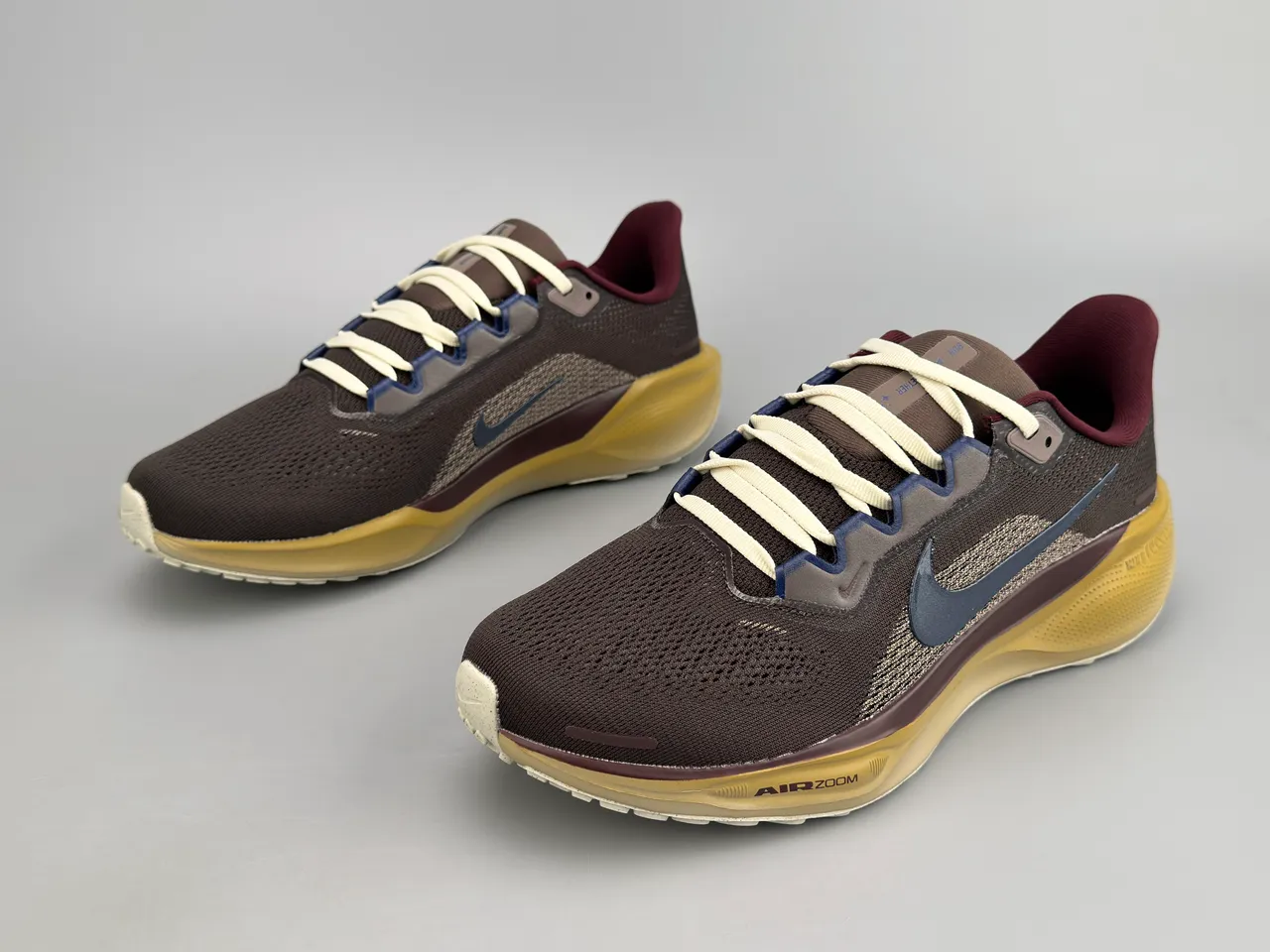 Nike Air Zoom Pegasus Marron Borgoña Tissu supérieur en maille ingénierisée Superpositions synthétiques en couches Chaussures de course 7