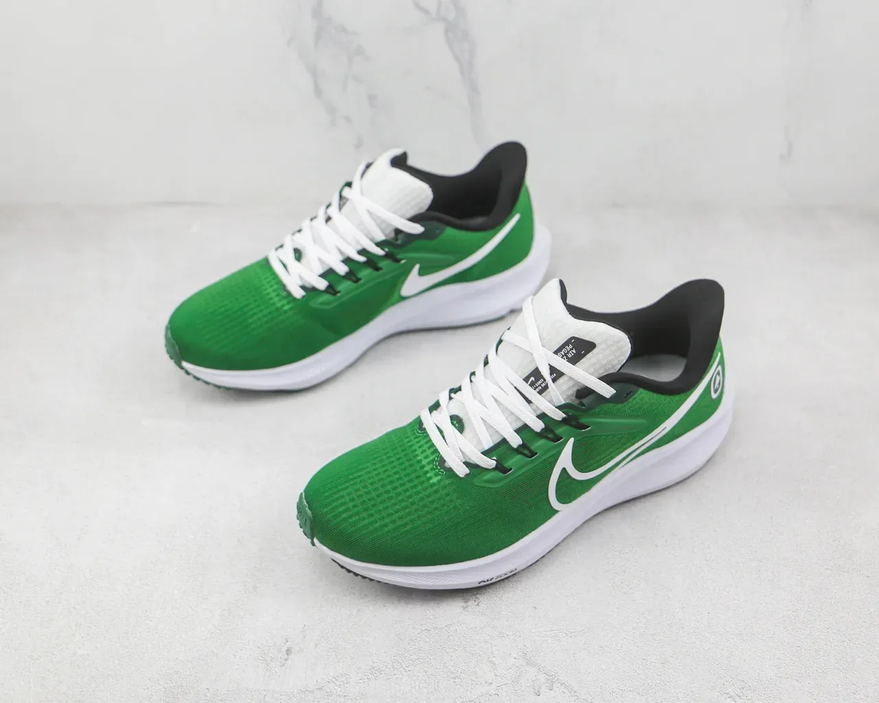 Nike Air Zoom Pegasus Vert Blanc Noir Chaussures Running 4