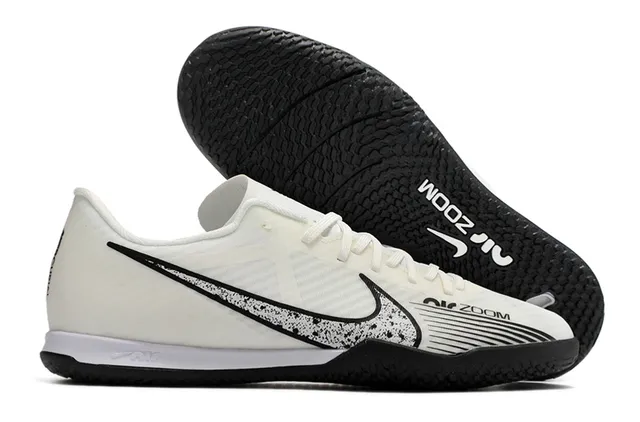 Nike Air Zoom Blanc Orange Basse Tige Synthétique Motif Géométrique Superposition Chaussures de football indoor 11