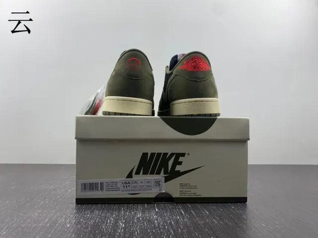 Nike Tênis Lifestyle Verde Militar e Azul Marinho de Camurça e Textil Low Top 8