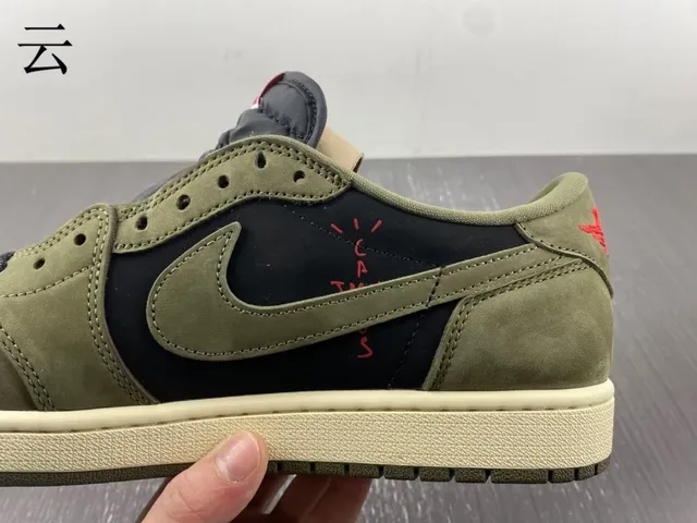 Nike Tênis Lifestyle Verde Militar e Azul Marinho de Camurça e Textil Low Top 15