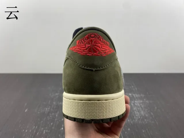 Nike Tênis Lifestyle Verde Militar e Azul Marinho de Camurça e Textil Low Top 16