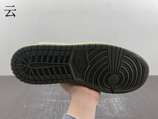 Nike Tênis Lifestyle Verde Militar e Azul Marinho de Camurça e Textil Low Top 17