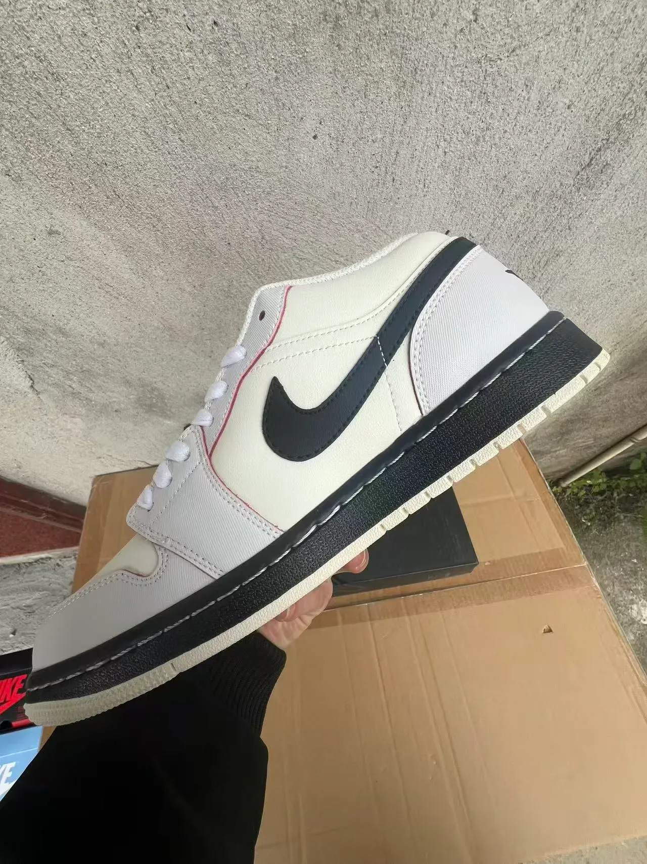 Nike Sneakers Lifestyle Beige Noir Low-Top Cupsole 5