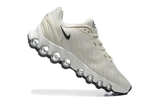 Nike Beige Black Low-Top Layered Mesh-Synthetic Upper Sneakers 6