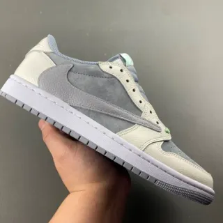 Nike Beige Gray Low-Top Layered Leather-Suede Upper Sneakers