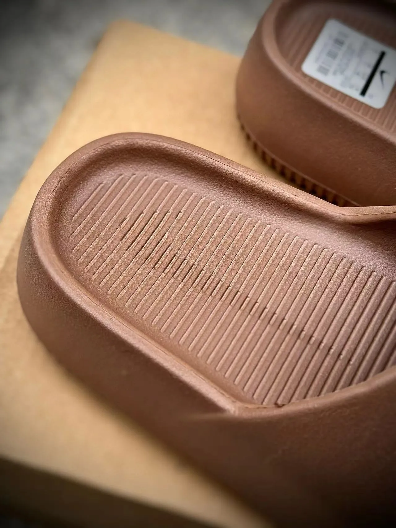 Nike Benassi JDI Metallic Taupe Slipper 4