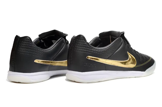 Nike Noir Doré Dessus en Cuir Matelassé Swoosh Métallique Chaussures de Football Indoor 5