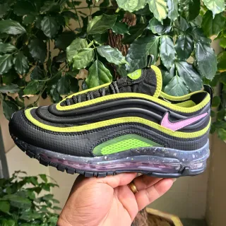 Nike Black Green Layered Wave Overlays Translucent Speckled Air Unit Lifestyle Sneakers