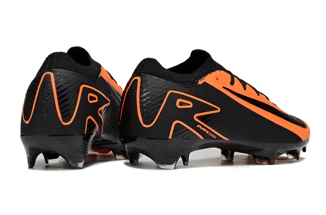 Nike chaussures de football noires et oranges, coupe basse, col de chaussette, upper de knit synthétique, pour terrain ferme 5