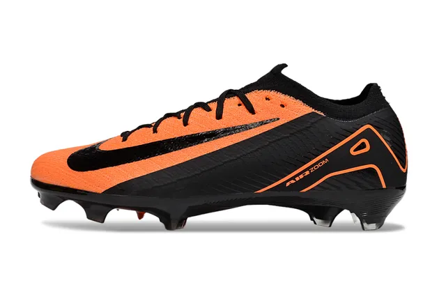 Nike chaussures de football noires et oranges, coupe basse, col de chaussette, upper de knit synthétique, pour terrain ferme 7