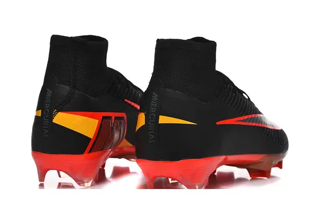 Chuteira de Futebol Nike Preto e Vermelho Alta Corte em Malha Translucida Air Zoom Sola FG 5