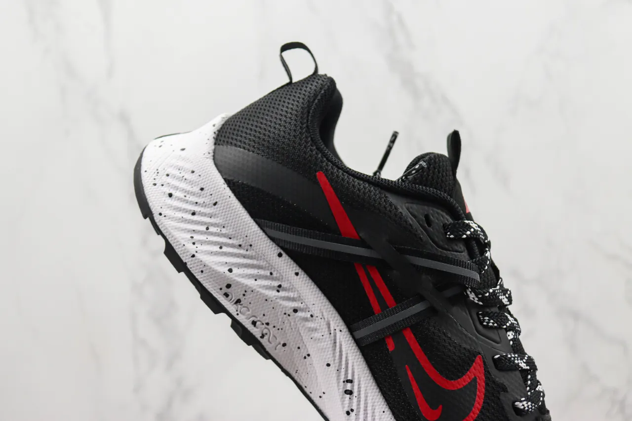 Nike Black Red Mesh Upper Swoosh Accent Running Shoes 5