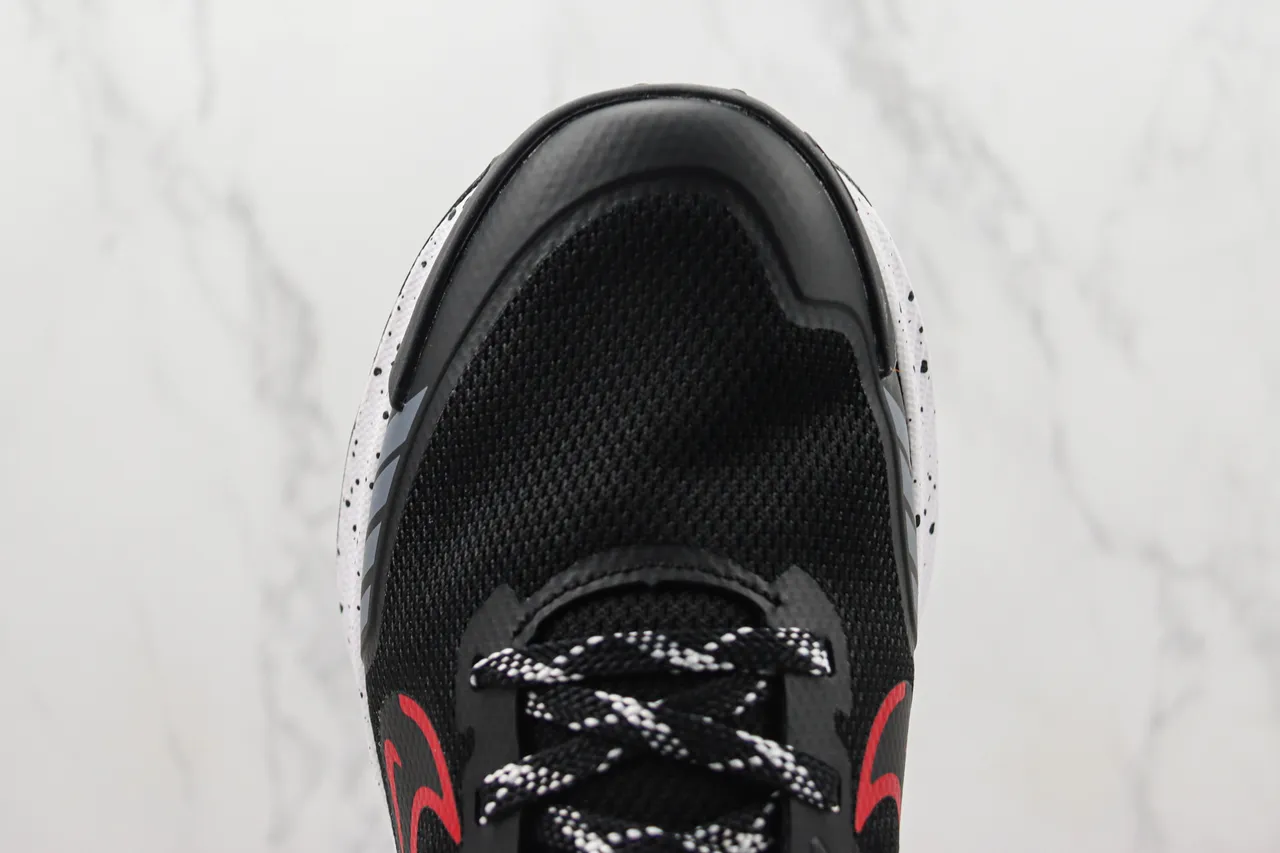 Nike Black Red Mesh Upper Swoosh Accent Running Shoes 6