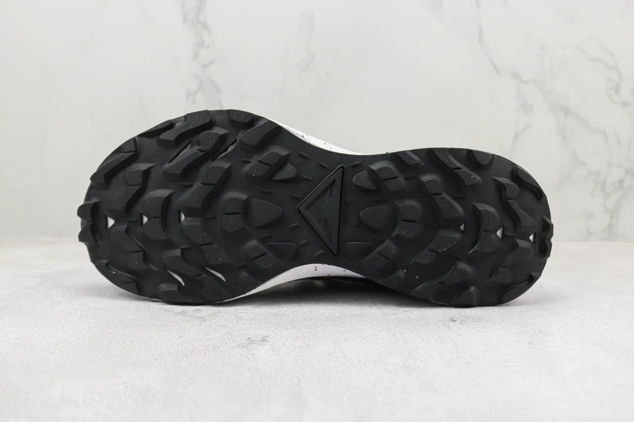 Nike Black Red Mesh Upper Swoosh Accent Running Shoes 8