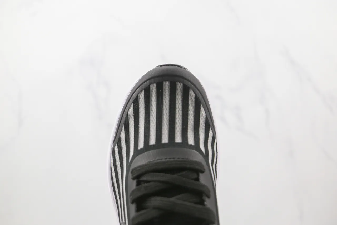 Nike Black White Mesh-and-Synthetic Upper Linear Swoosh Graphic Running Shoes 5