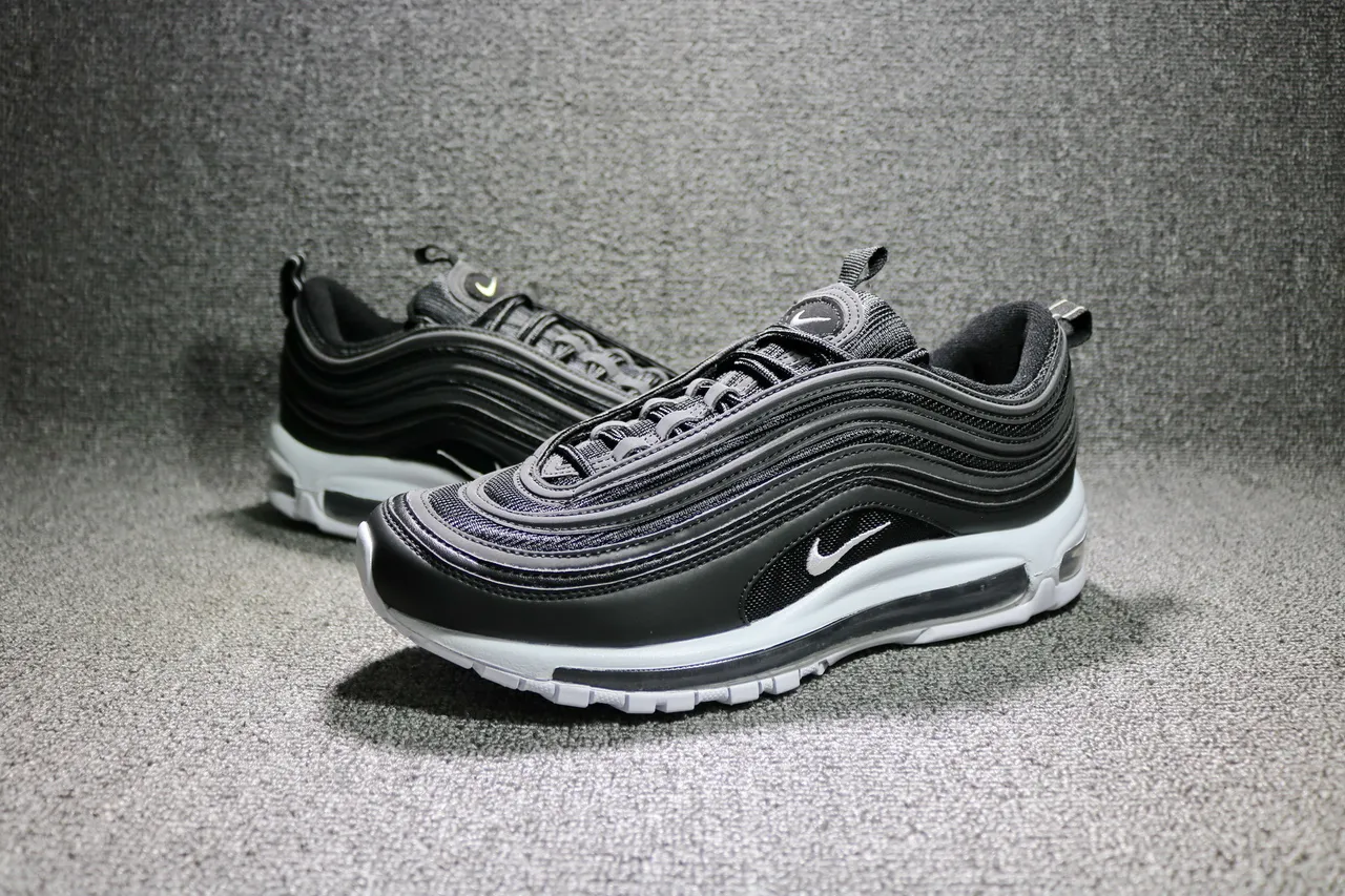Nike Black White Wavy Layered Upper Visible Air Cushioning Lifestyle Sneakers 16