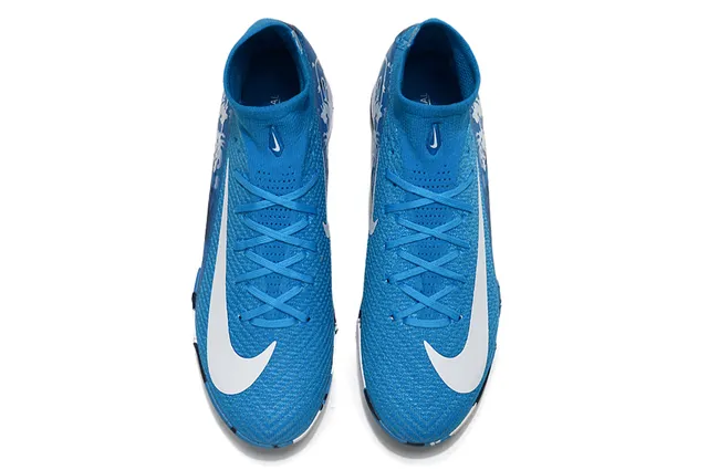 Nike Chaussures de football bleu marine de haut avec col de chaussette impression de camouflage sur la tige pour pelouse 2