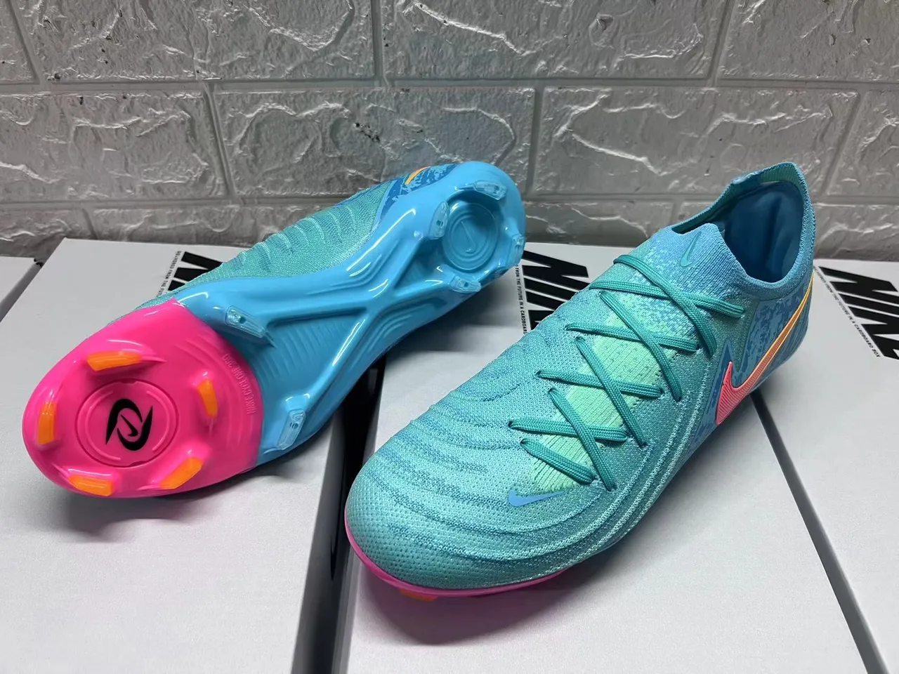 Nike Blue Pink Knit Upper Gradient Firm-Ground Soccer Shoes 8