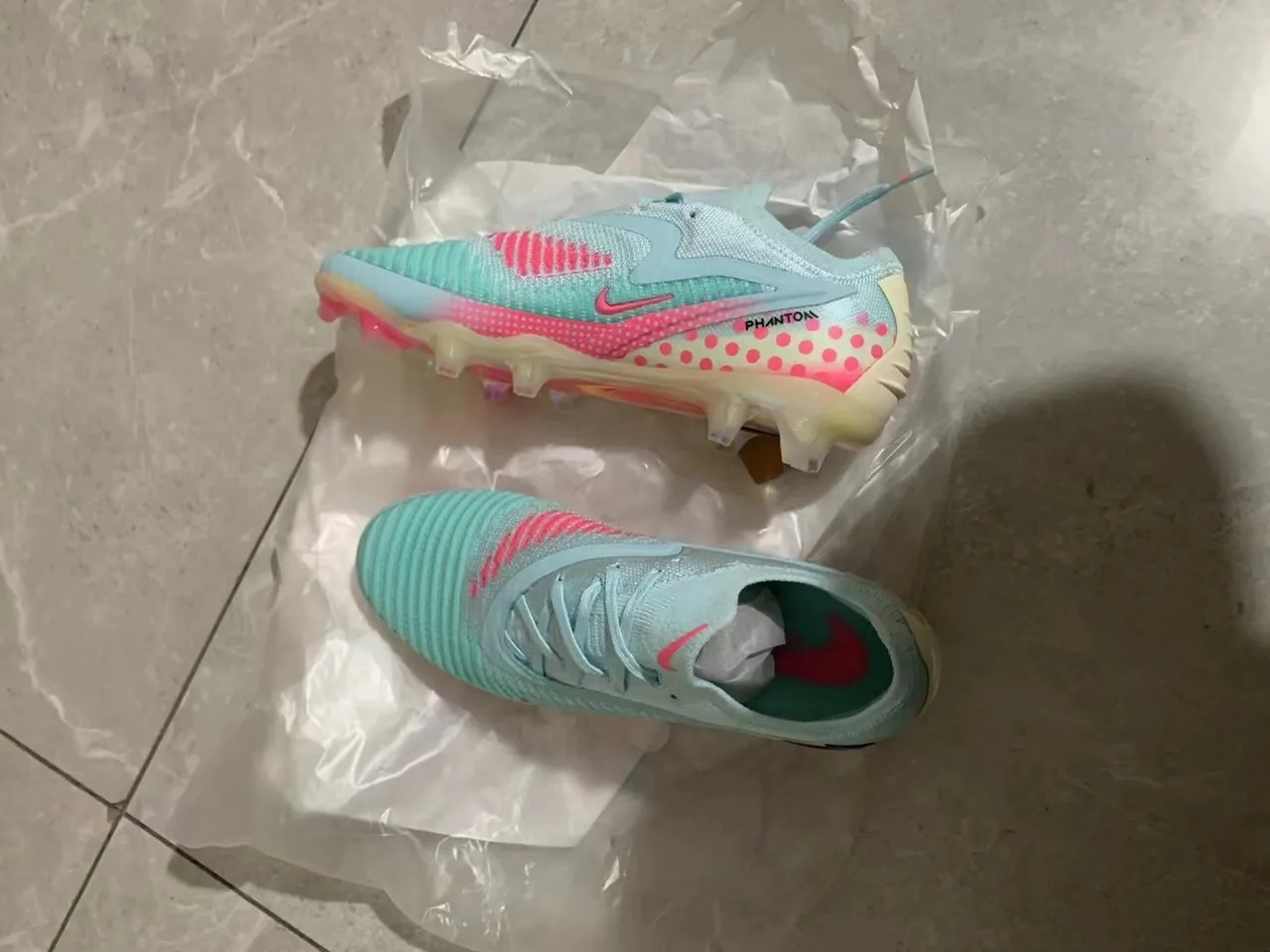 Nike Blue Pink Knit Upper Polka-Dot Overlay Firm-Ground Soccer Shoes 9