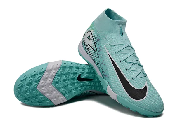 Nike Zapatillas de fútbol con upper Flyknit de color azul y blanco, cuello sock-fit para turf 3
