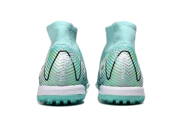 Nike Zapatillas de fútbol con upper Flyknit de color azul y blanco, cuello sock-fit para turf 4