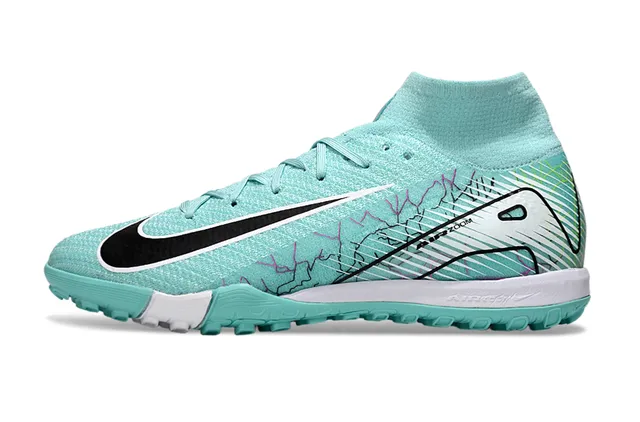 Nike Zapatillas de fútbol con upper Flyknit de color azul y blanco, cuello sock-fit para turf 8