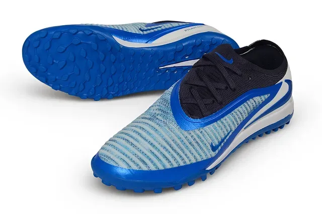 Nike Chuteira Azul Branco Baixo Flyknit Gramado Artificial 4