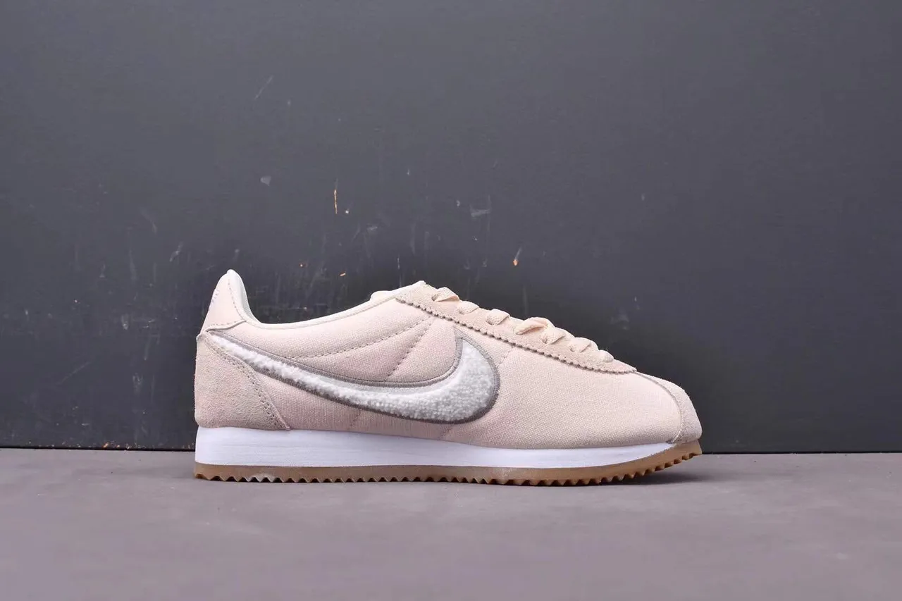 Nike Cortez Beige White Canvas And Suede Upper Shearling-Lined Swoosh Lifestyle Sneakers 8