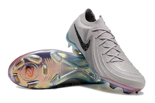 Nike Cyclone Firm-Ground Soccer Shoes 2