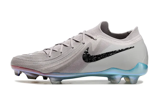 Nike Cyclone Firm-Ground Soccer Shoes 6
