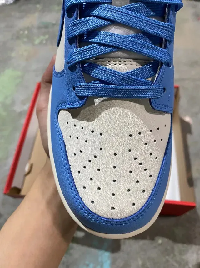 Nike Dunk Low Blue and Cream Lifestyle Sneakers 3