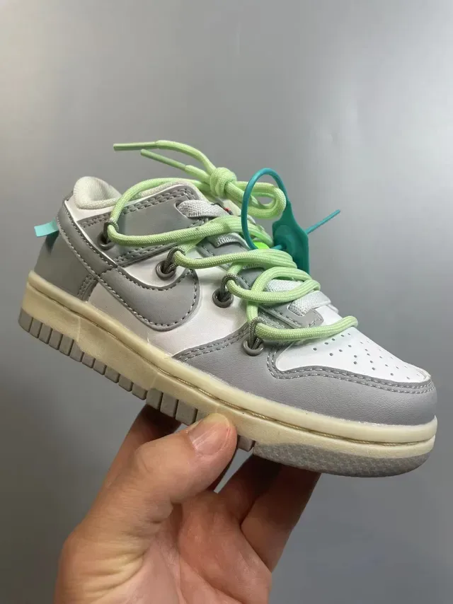 Nike Dunk Low Gray White Lifestyle Sneakers 22