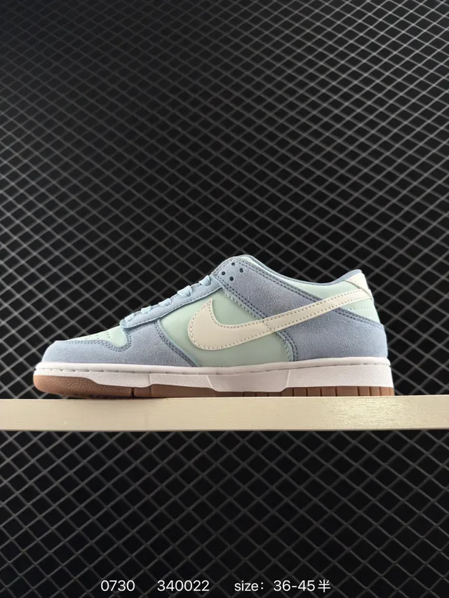 Nike Dunk Low Pastel Blue Mint Cream Lifestyle Sneakers 4
