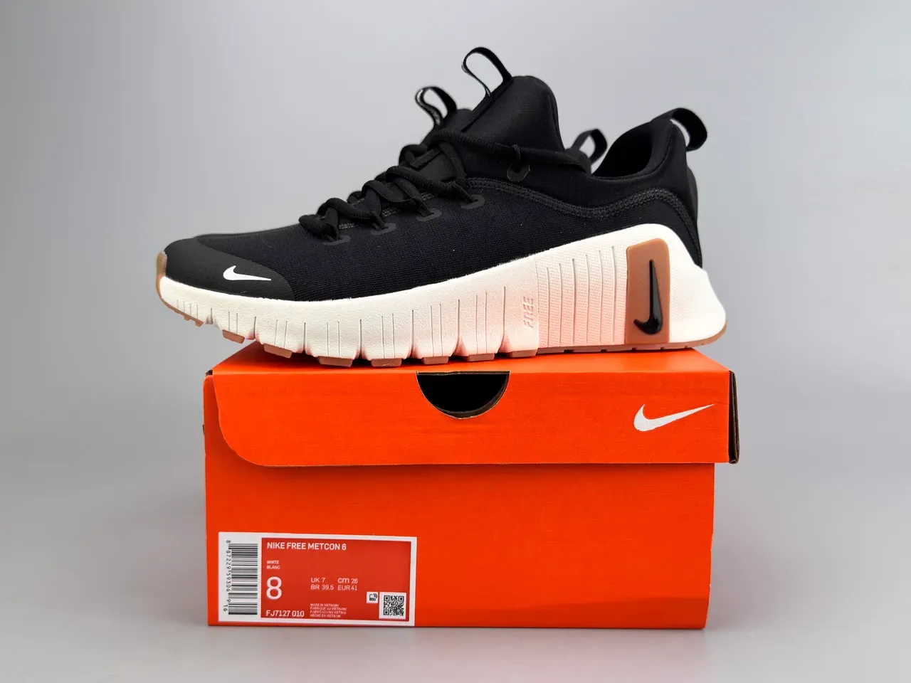 Nike Free RN Black White Knit Upper Flex-Groove Midsole Lifestyle Sneakers 4