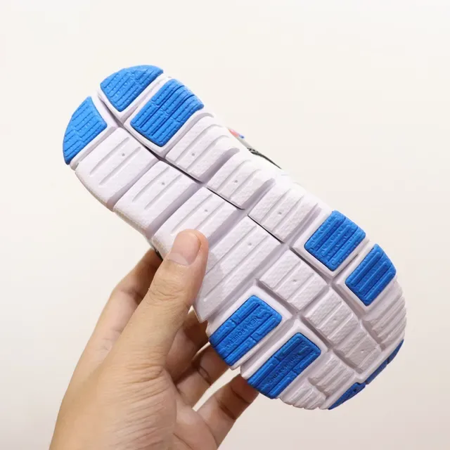 Nike Free RN Kids Slip-On Wave-Print Lifestyle Sneakers 16