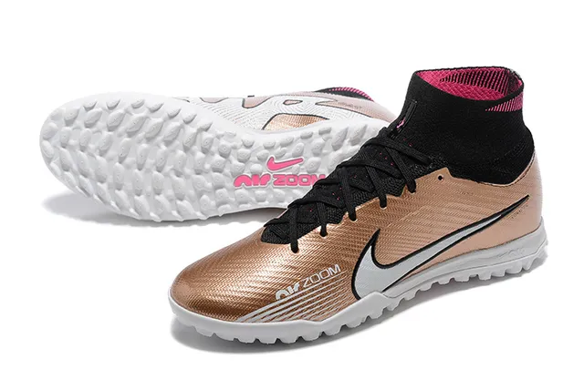 Nike Chaussures de football turf couleur Or Noir avec Col de type chaussette, Tige en tricot métallique 8