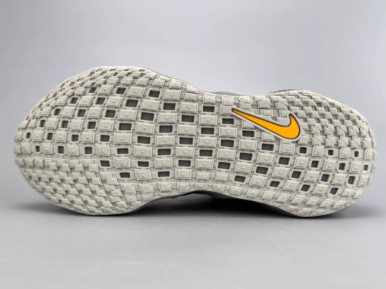 Nike Gray Orange Laceless Elastic Strap Pixelated Grid Cage Sneakers 6