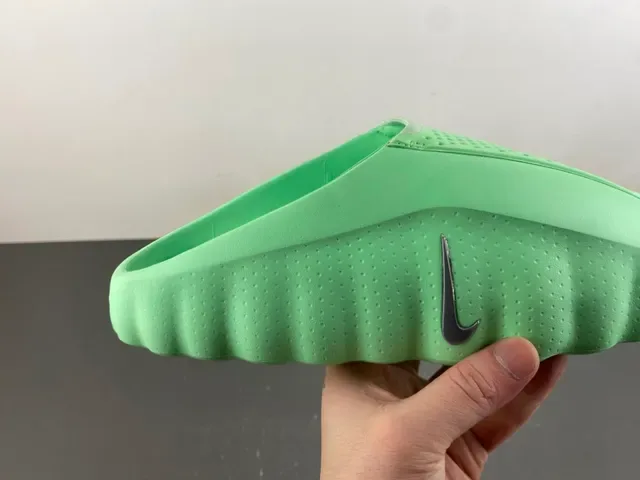 Nike Green Silver Molded Monochrome Perforated Upper Slippers 3