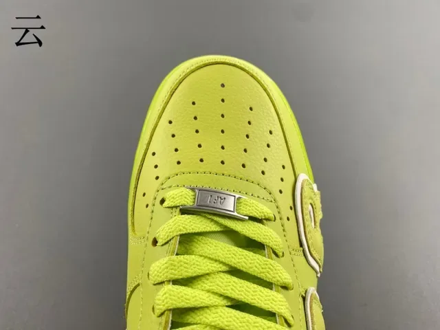 Sneakers lifestyle Nike vert blanc low-top oversized logo AIR cousu 6