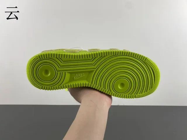 Sneakers lifestyle Nike vert blanc low-top oversized logo AIR cousu 9